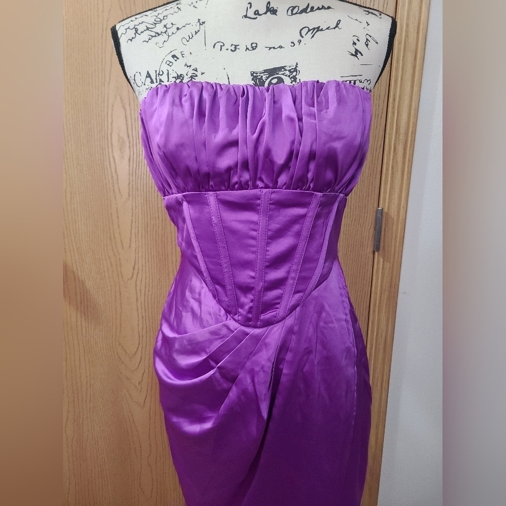 Hello Molly Strapless Basque Waist Corset Ruched Satin Asymmetrical Slit Dress - Picture 5 of 8
